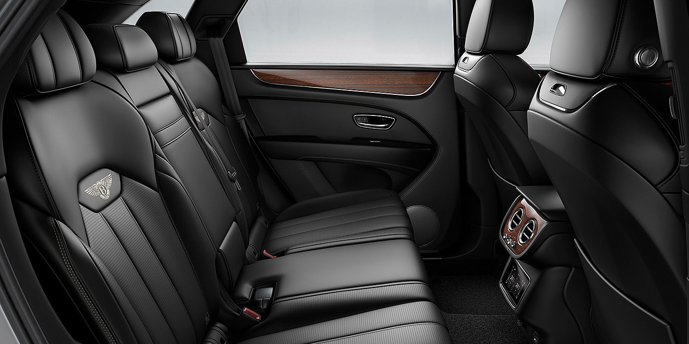 Bentley Warszawa Bentey Bentayga interior view for rear passengers with Beluga black hide.